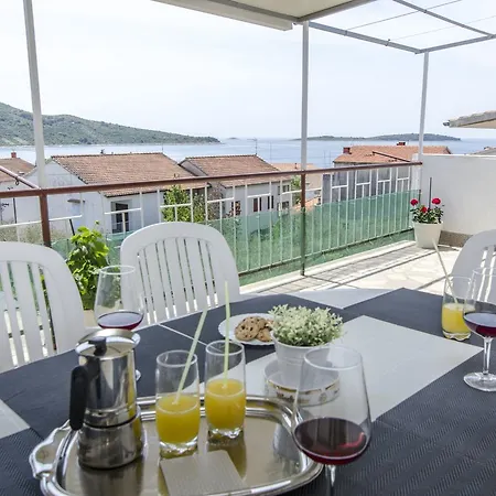 Guest house And Bla?enka S.